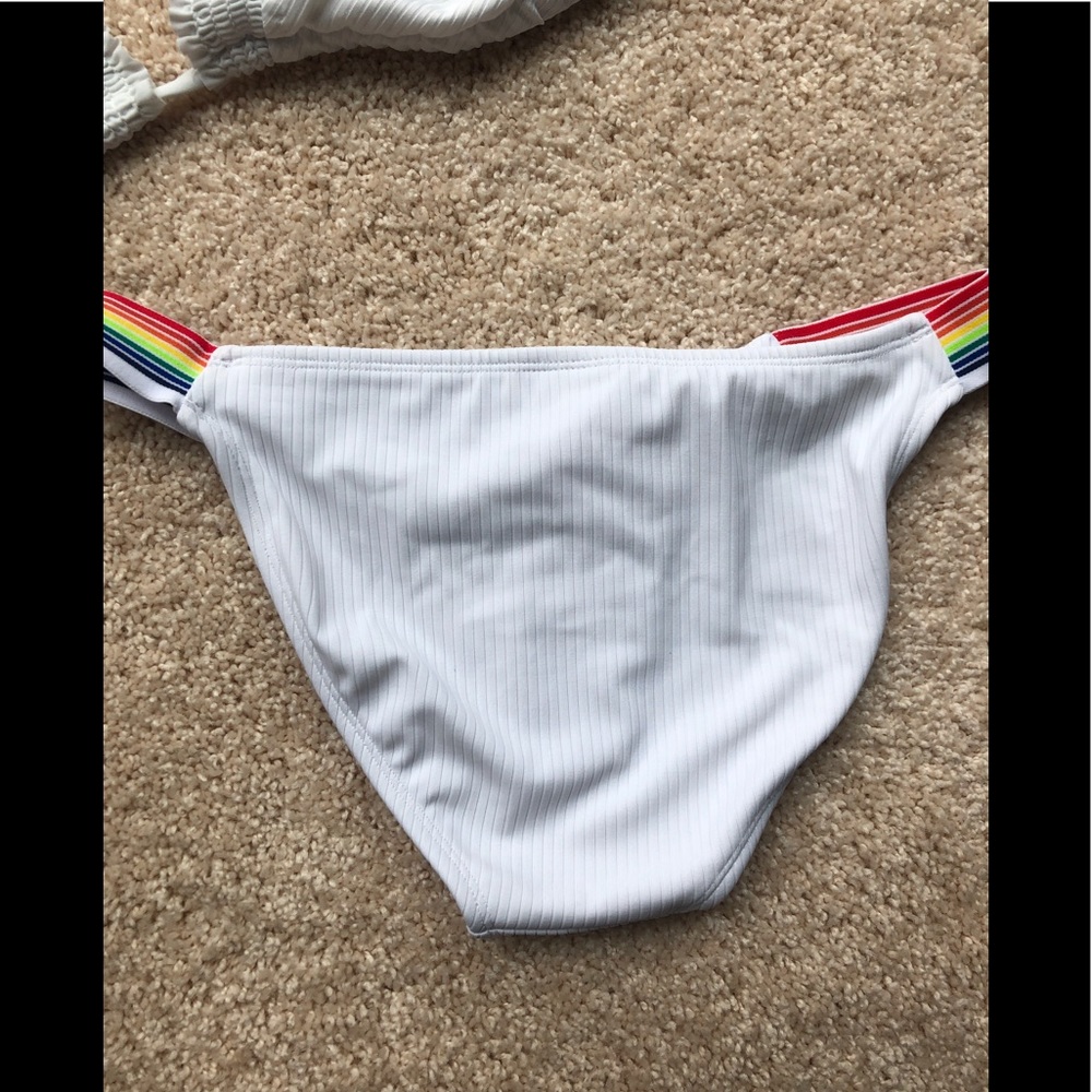 White Bikini - image 3